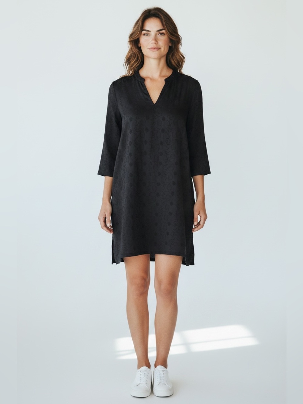 The Vermont Country Store Embroidered Tunic Dress // Black // Medium